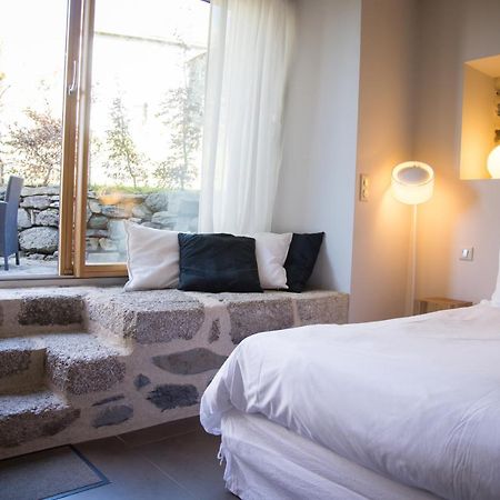 Aux Caprices D'Aubrac Bed & Breakfast Laguiole Exterior photo